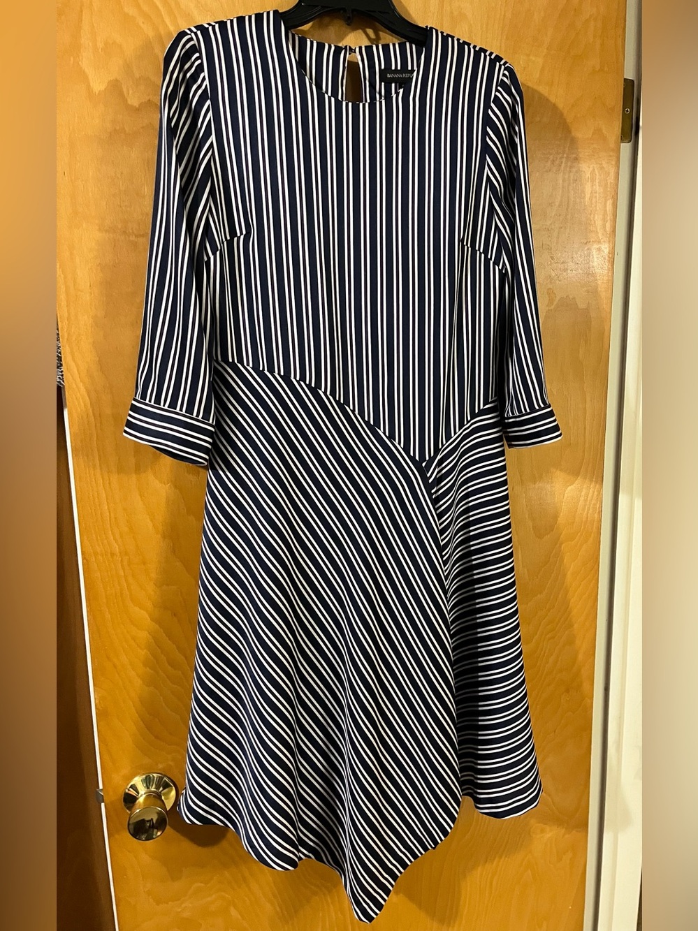 Banana Republic Striped Asymmetrical Striped Midi Dress Size 6